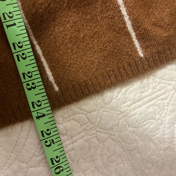 Lumiere off the grid oversized cowl neck  sweater, size Medium - Picture 8 of 8